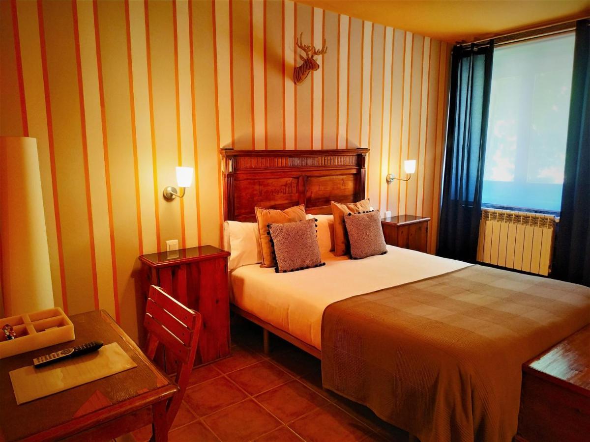 Hotel Rural Curia El Castellar Extérieur photo